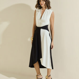 Vestido Morena Rosa Ajustado Decote V