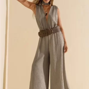 Macacão Morena Rosa Solto Decote V Sem Manga Longo