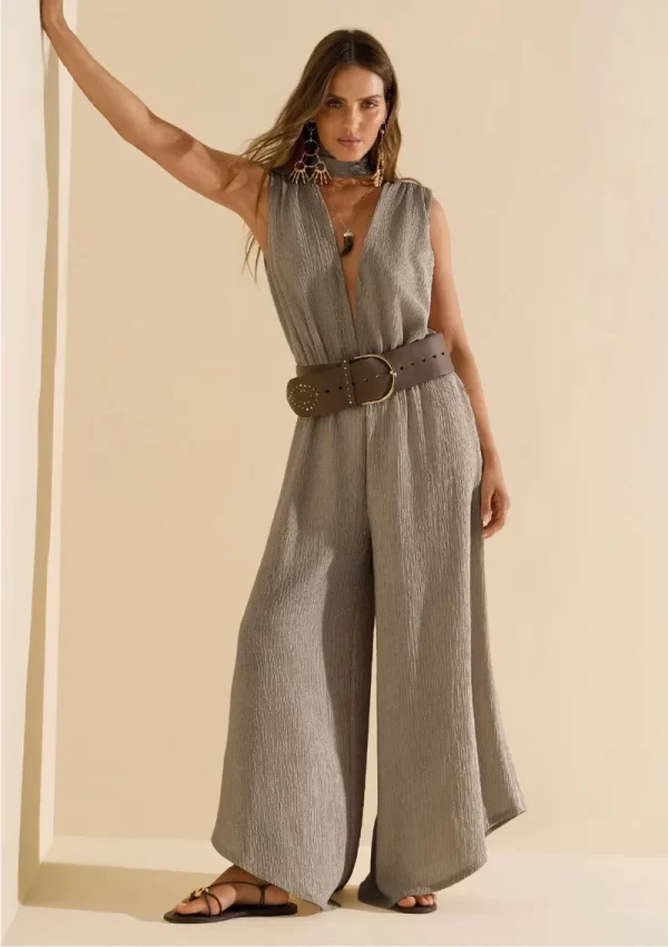 Macacão Morena Rosa Solto Decote V Sem Manga Longo