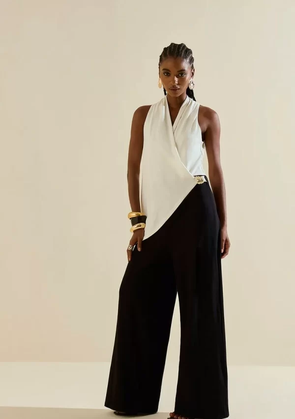 Macacão Morena Rosa Ajustado Decote V Sem Manga Longo Preto